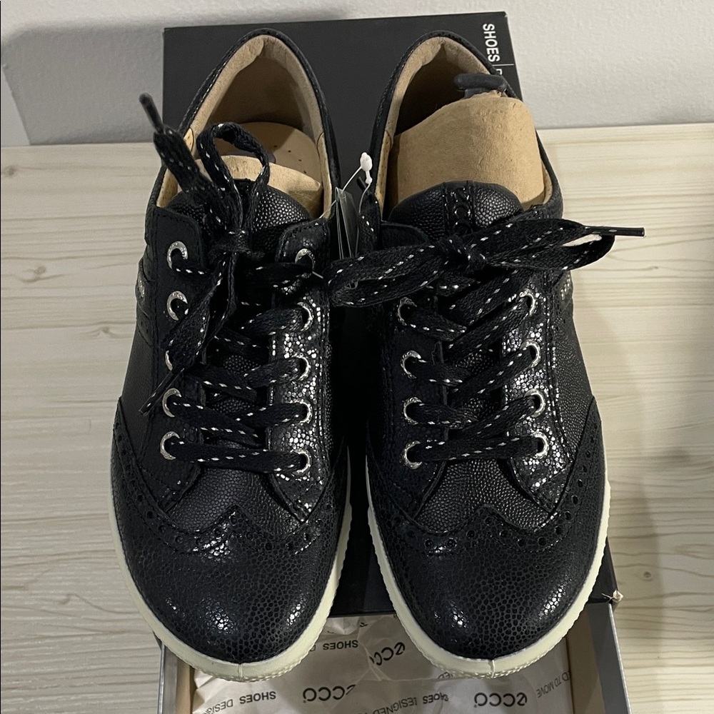 Ecco Women’s Black Sneakers